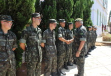 General do Comando Militar do Sudeste do Exército visitou Vargem