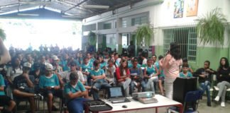Escola promove palestra sobre gravidez na adolescência