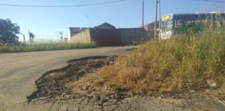 Morador se queixa de trânsito intenso de caminhões