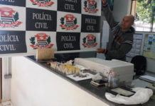 Três pessoas foram presas em operação da polícia em São José