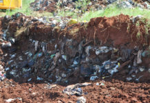 Surpresa no aterro: lixo enterrado irregularmente