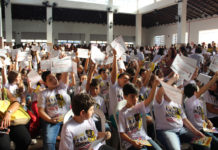 400 alunos participam da formatura do Proerd