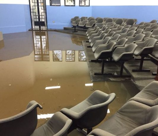 Forte chuva provoca estragos em Vargem