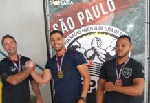 Atletas da luta de braço vencem torneio