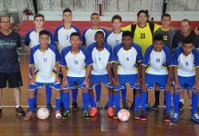 Escolinha de Futsal joga em Caconde