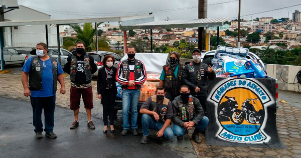 Doação-Nomades-do-Asfalto-Asilo-São-José-(1)