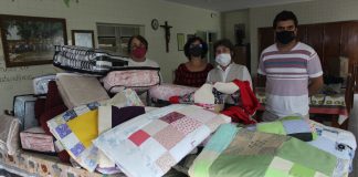 Humanitária recebe doação de edredons