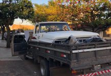 Peça de caminhonete roubada seria vendida, mas Polícia Civil interceptou a venda e prendeu envolvidos