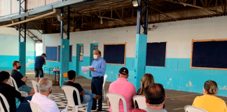 Divinolândia faz reunião para debater reabertura de academias