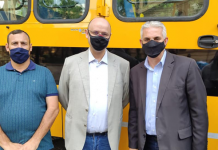 Departamento de Educação recebe 2 ônibus