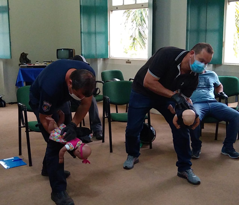 Desobstrução-de-vias-aereas-em-bebês