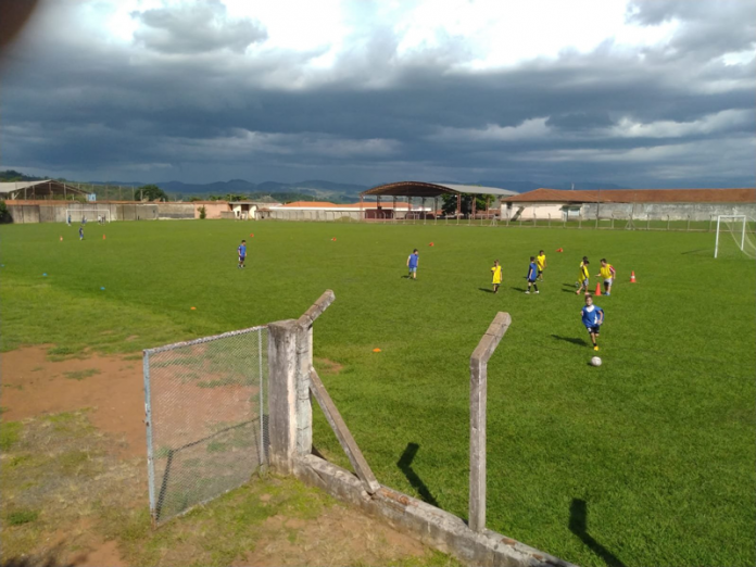 Escolinha-de-Futebol-disputará-Taça-Internacional1