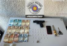 Dupla foi presa por tráfico de drogas e envolvimento em roubo