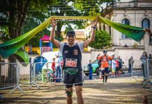 Atleta de corrida de rua participa de duas provas