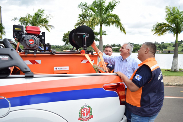 Defesa-Civil-nova-caminhonete-1