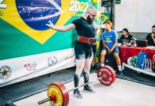 Lucas é medalha de ouro em levantamento de peso