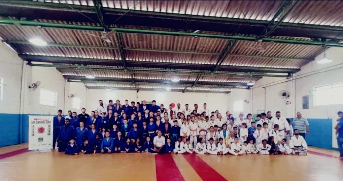 Treino de 80 anos do sensei