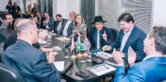 Prefeito de Itobi foi à Brasília