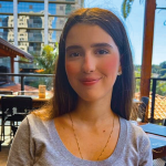 Julia-Gamba-Baia