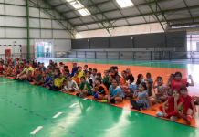 Evento de Mini-handebol reuniu mais de 100 crianças
