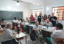 Prefeitura de Grama entrega ovos de Páscoa