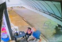 Casal foi baleado em porta de bar em São João