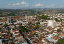 Editorial: Pouco a comemorar