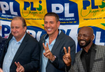 Convenção aprova Magalhães e pastor Juliano para prefeito e vice