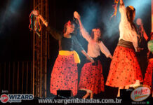 Festa das Nações: Dançarina se apresenta como cantora pela 1ª vez