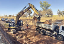 Segue a pavimentação da estrada da Lagoa Branca