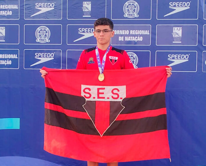 Felipe-Natação