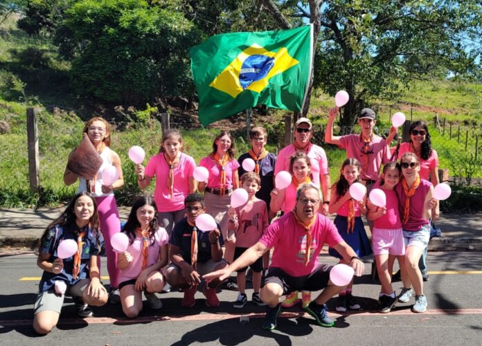 Escoteiros Outubro Rosa