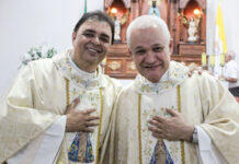 Novos padres tomam posse de paróquias