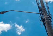 Prefeitura diz que já está trocando as lâmpadas queimadas