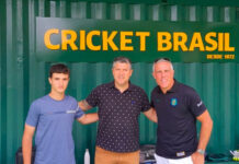 André Leone visita núcleo de cricket