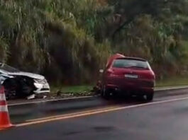 Motorista se fere em acidente na SP-344 que liga Vargem a Grama