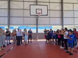 Quadra coberta é inaugurada na escola “Alexandre Fleming”