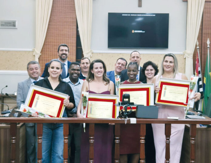 52991530-7d39-47e6-a876-5d85d9e028f4