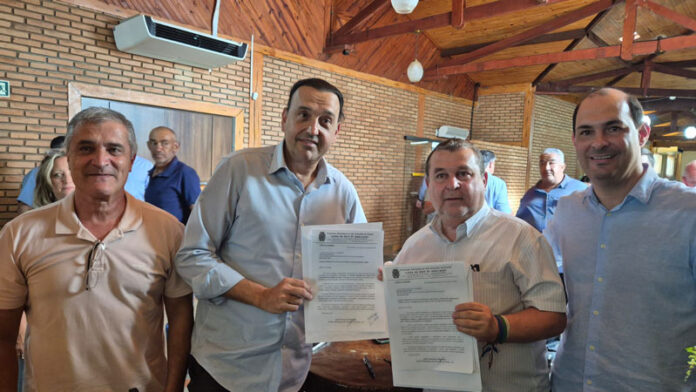 Grama-prefeito-com-ovice-governador