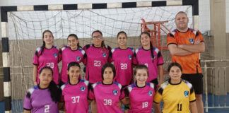Meninas do handebol disputaram jogo duro em Indaiatuba