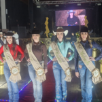 Baile da Rainha 2026: Júlia Gabrielly foi eleita pelos jurados
