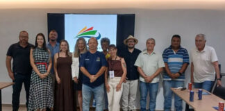 Vargem Grande participa de encontro regional de turismo