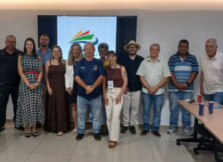 Vargem Grande participa de encontro regional de turismo