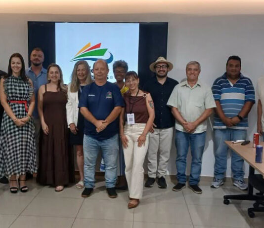 Vargem Grande participa de encontro regional de turismo
