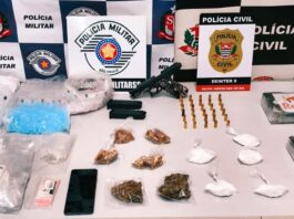 Em duro golpe contra o tráfico, operação apreende pistola, 2kg de cocaína e prende quatro
