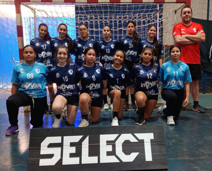 Meninas-Handebol-em-Itapira