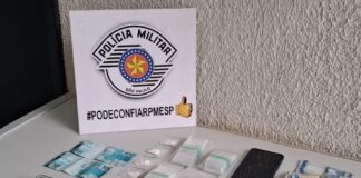 Homem é preso por vender cocaína de casa em frente a escola