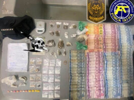 PM apreende muita droga e insumos do tráfico