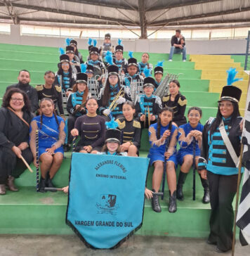 Fanfarra do Fleming se apresentou em São João
