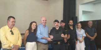 Prefeitura entrega veículos e equipamentos à GCM